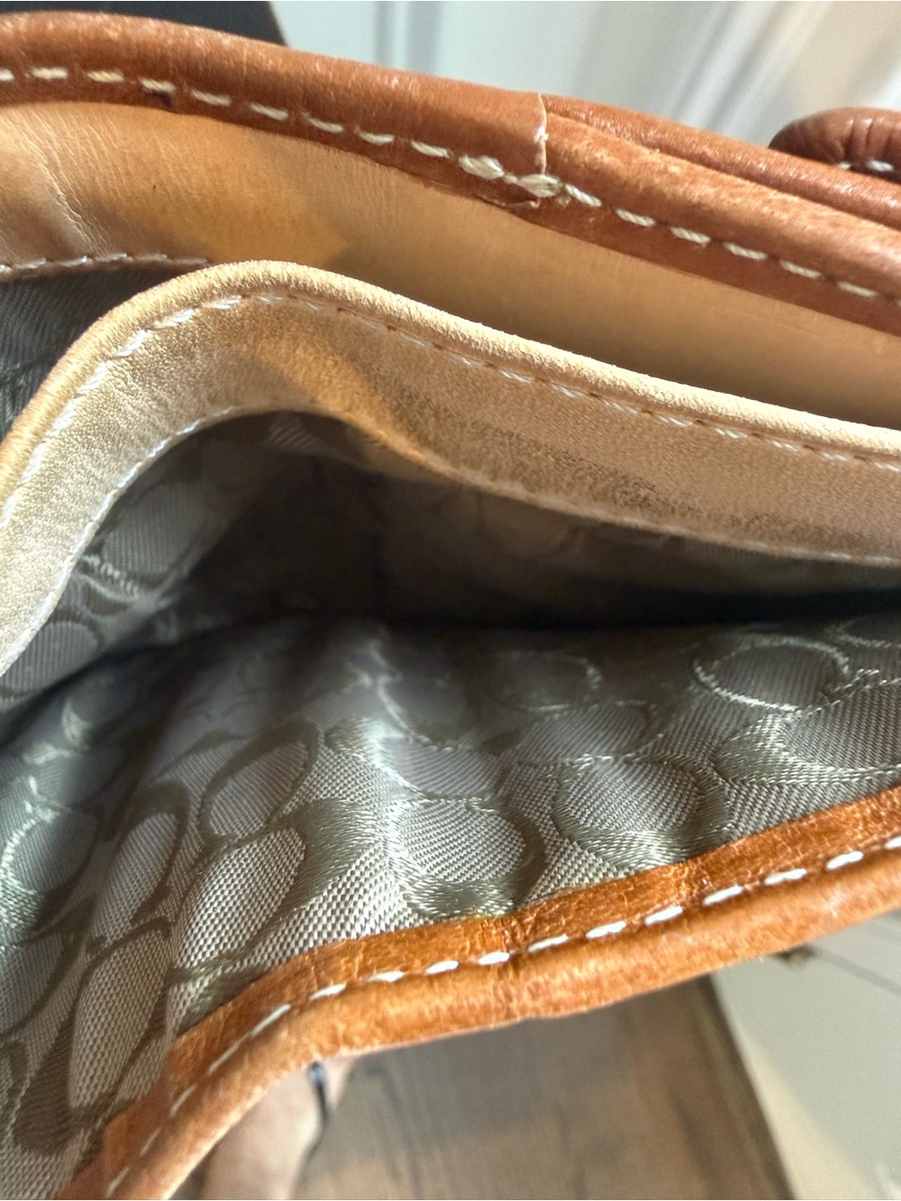 Coach SoHo flap Leather Shoulder Bag with Matching Wallet - Picture 9 of 11